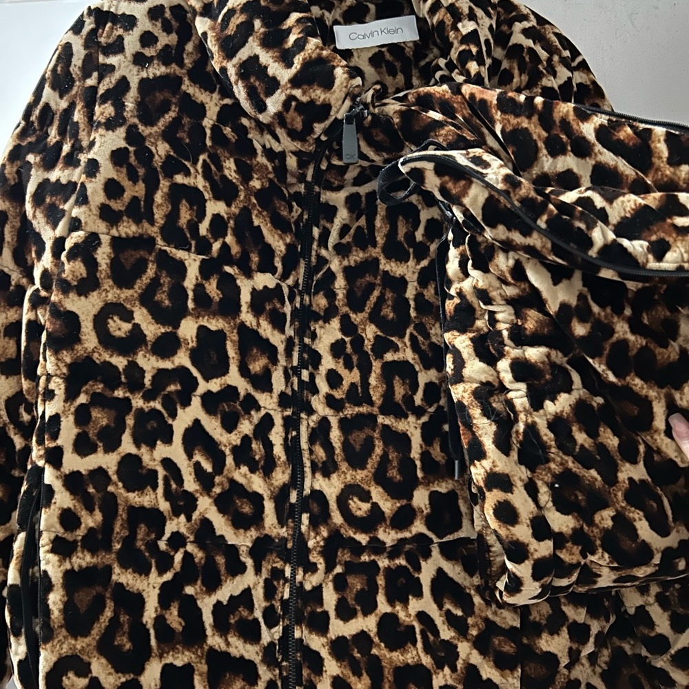 Calvin Klein size small